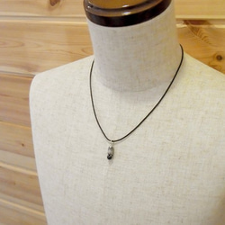 Owl pendant lapis lazuli leather cord necklace 第5張的照片