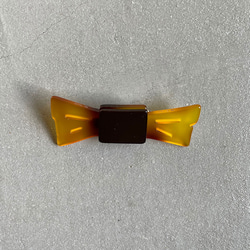 ○Bow tie brooch ○ べっ甲(S) 1枚目の画像