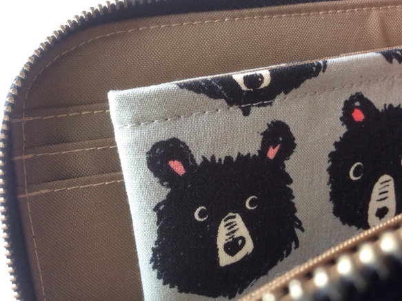 スリムな長財布　Ｌ字ファスナー  クマ くま 熊 4枚目の画像