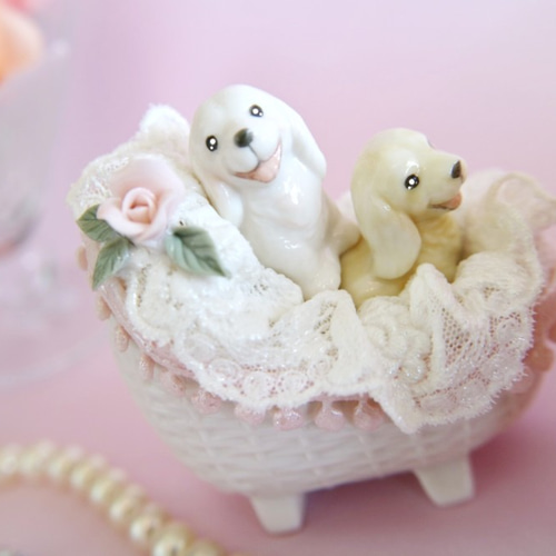 磁器人形 レース ドール】小さな幸せ❣️《わんこ》 犬 動物 ペット