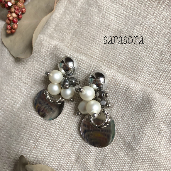 silver ×pearl bubbly earrings イヤリング 3枚目の画像