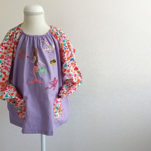 イニシャル刺繡付きも可☆1点物120㎝☆人魚姫の手刺繍スモック