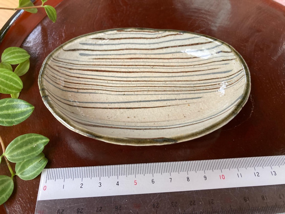 陶土練り込みのお皿　縞ランダム 1枚目の画像