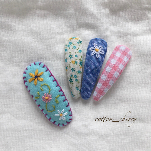 パッチンピン ♡ お花の刺繍 ヘアピン cotton_cherry 通販 12595114