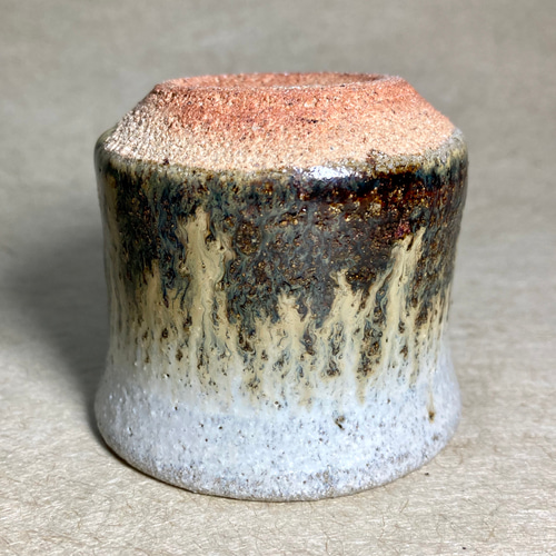 朝鮮唐津ぐい呑/唐津焼/ぐい呑/焼き物/ぐい呑 おちょこ・ぐい呑み