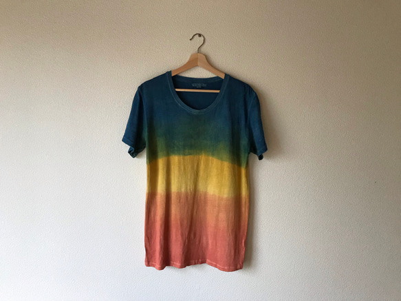 【完売御礼♪】満月 草木染め ヘンプオーガニックコットンＴシャツ〜虹Rainbow〜 大麻 1枚目の画像