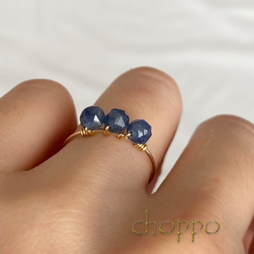 3粒サファイアのリング 14kgf オープンリング サイズ調整可 誕生石  
