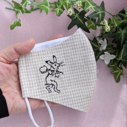 ハンドメイドマスク手刺繍 lavender Sleep mask 🍃 ラベンダー刺繍のアイマスク。 よく眠れ