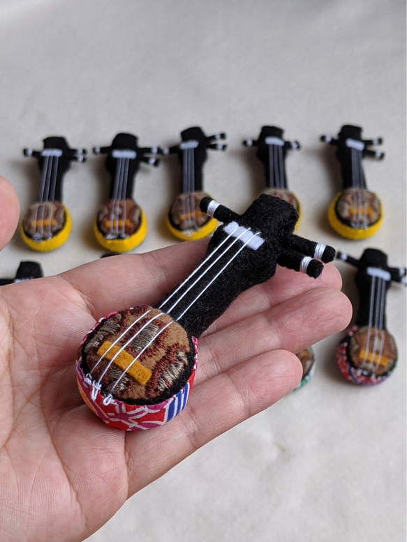 黒塗り 紅型三線 デザイン三線 【公式通販】