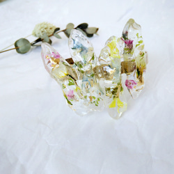 お花の氷柱 crystal バングル 4枚目の画像