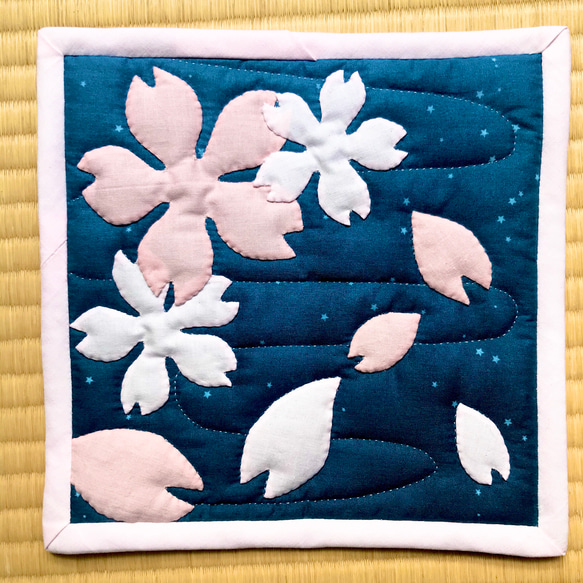 ハワイアンキルトのタペストリーSAKURA