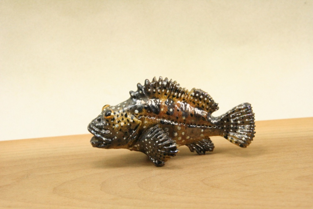 リアルな魚の木製彫刻「カサゴ」 リアルな魚の木製彫刻「カサゴ」 - メルカリ
