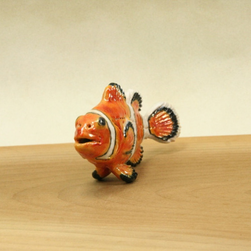 カクレクマノミ・陶芸作品 置物mini（陶 さかな フィギュア） 立体