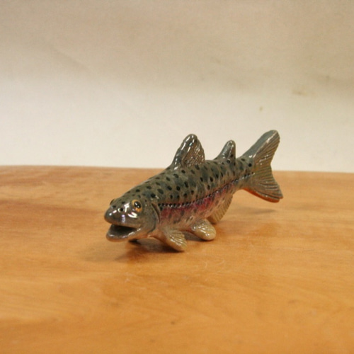 陶器製魚型オブジェ 陶器の置き物 金魚赤 オブジェ オーナメント 和小物 置物