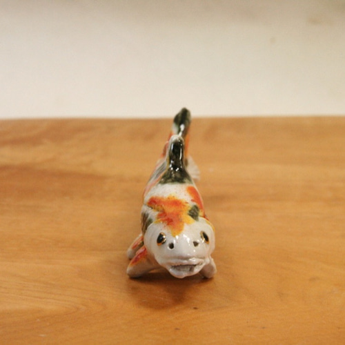 ニシキゴイ（白赤黒）・陶芸作品 置物mini（陶 さかな