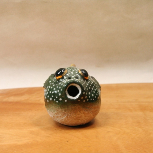 クサフグ（手びねり）・陶芸作品 置物（陶 さかな フィギュア