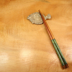 ヒラメ・陶芸作品　豆皿（陶 さかな 箸置き） 5枚目の画像