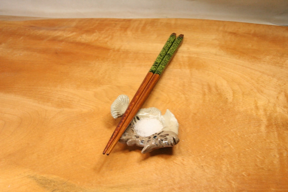 カワハギ・陶芸作品　豆皿（陶 さかな 箸置き） 8枚目の画像