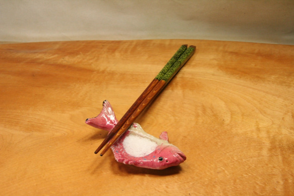 マダイ・陶芸作品　豆皿（陶 さかな 箸置き） 7枚目の画像