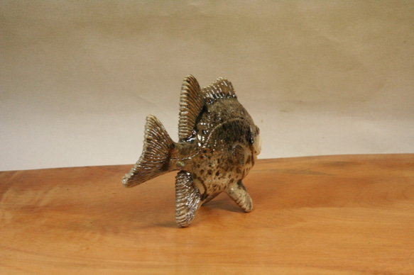 クチジロ（14cm型）・陶芸作品 置物（陶 さかな フィギュア） 4枚目の画像