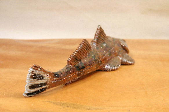 マゴチ（25cm型）・陶芸作品 置物（陶 さかな フィギュア） 7枚目の画像
