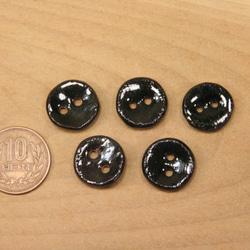 陶ボタン・黒天目釉（サイズ小・約18mm） 2枚目の画像
