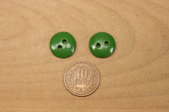 陶ボタン・緑泥（サイズ小・約18mm） 5枚目の画像