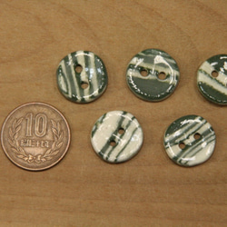 陶ボタン・緑白練込（サイズ小・約18mm） 2枚目の画像