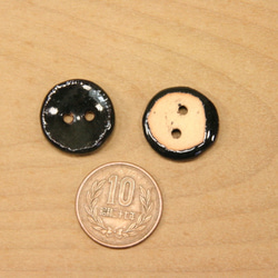 陶ボタン・黒天目釉（サイズ中・約21mm） 4枚目の画像