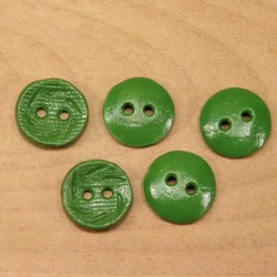 陶ボタン・緑泥（サイズ中・約21mm） 3枚目の画像