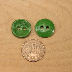 陶ボタン・緑泥（サイズ中・約21mm） 4枚目の画像