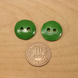 陶ボタン・緑泥（サイズ中・約21mm） 5枚目の画像
