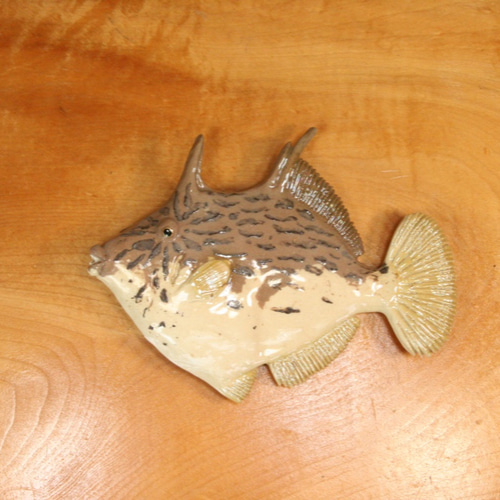 Amazon.co.jp: 陶器製魚壁掛け 作家作品 : ホーム＆キッチン