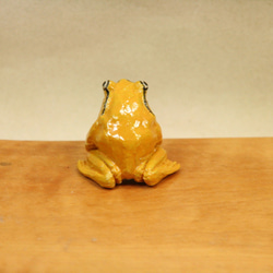 アマガエル（黄色）　陶芸作品　置物（カエル 陶 フギュア） 7枚目の画像