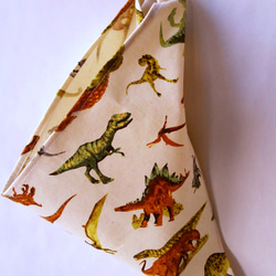 送料無料　恐竜大集合　子供エプロン三角巾セット(100〜110)　　 2枚目の画像