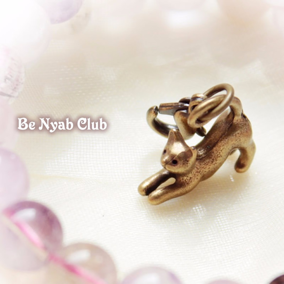 ミニフックチャーム★のびのび猫ちゃん★立体チャーム【3点で送料無料】charm shop ＊nyanzip＊ 1枚目の画像