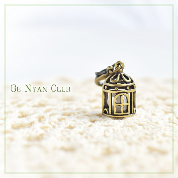 ミニフックチャーム★パール玉たまごの鳥かご★立体チャーム【3点で送料無料】charm shop ＊nyanzip＊ 1枚目の画像