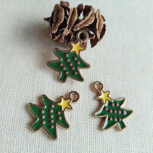 X'mas♪ クリスマスツリーのチャーム 8個セット X27 チャーム petit