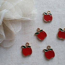 15×13mm　赤いリンゴのチャーム　10個セット　B211 6枚目の画像