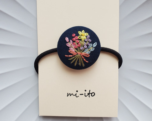 ❁hAnafany❁(専用) くるみボタン　鳥刺繍　ヘアゴム ❁hAnafany❁(専用) くるみボタン 鳥刺繍 ヘアゴム ❁hAnafany