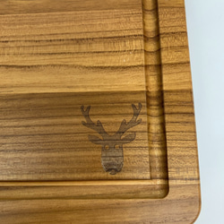 【雑貨】アウトドアからお家時間まで使える。 天然木のカッティングボード/刻印入り Deer Horn Nature... 3枚目の画像
