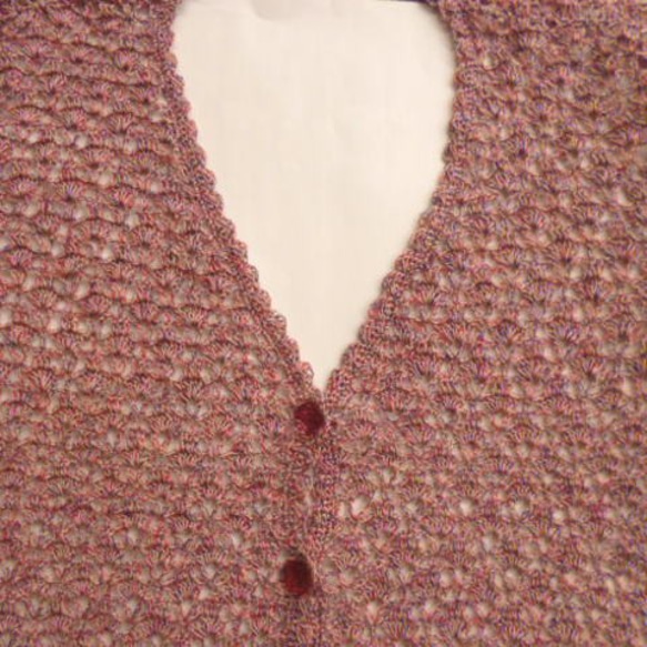 ミックスサマーヤーンでかぎ針編したレーシー半袖カーディガン 4枚目の画像