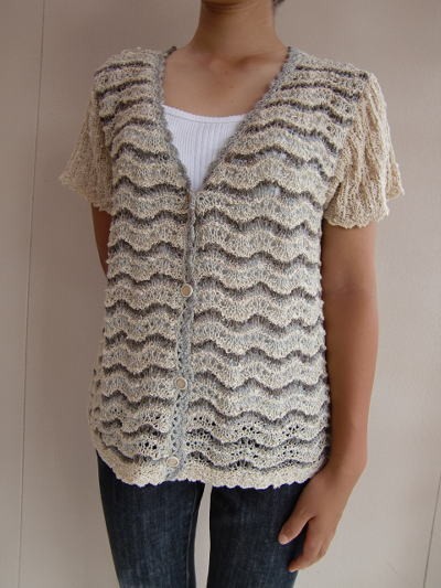 3色サマーヤーンで藤編したレーシー半袖カーディガン 5,460円