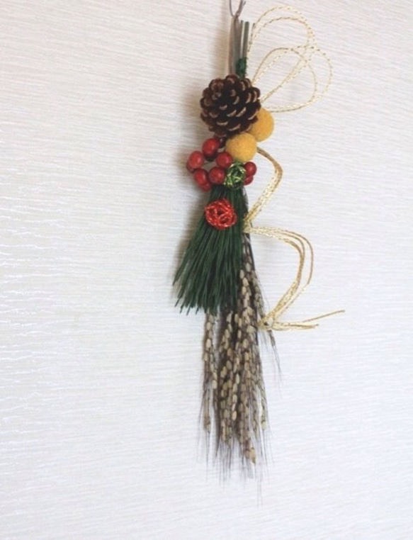 稲穂と松の小さなお正月飾り 1枚目の画像