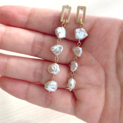 ♦︎Holiday Season pierced earring♦︎ 天然石　淡水パール　ピアス　ステンレスポスト 5枚目の画像