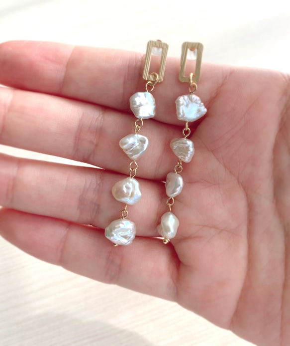 ♦︎Holiday Season pierced earring♦︎ 天然石　淡水パール　ピアス　ステンレスポスト 5枚目の画像