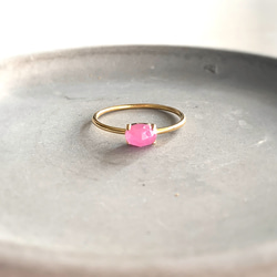 天然石　ケニア産　ピンクサファイア　AAA  爪留めリング　指輪 2枚目の画像