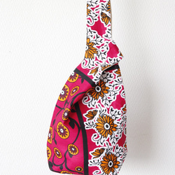 アフリカ布（ カンガ ）の ノットバッグ mini 1枚目の画像