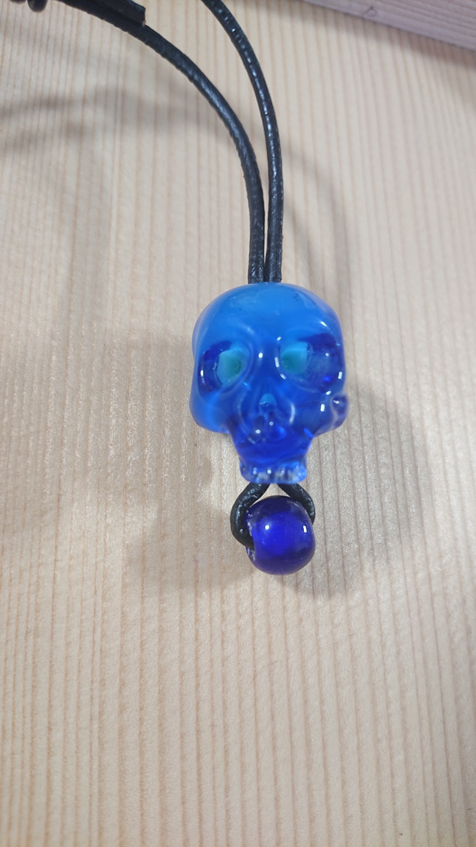 ガラス スカル ネックレス