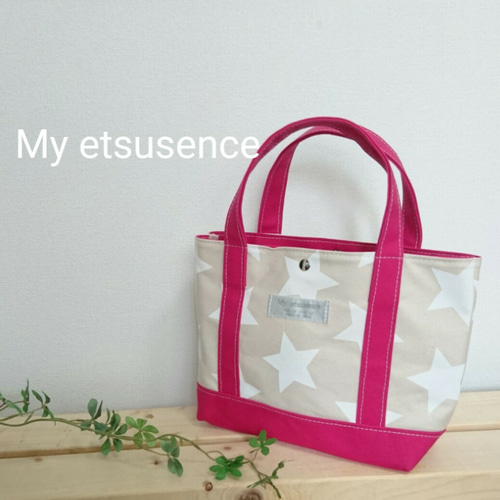 星のトートバッグSサイズ(ホワイトスター×ショッキングピンク) トート  